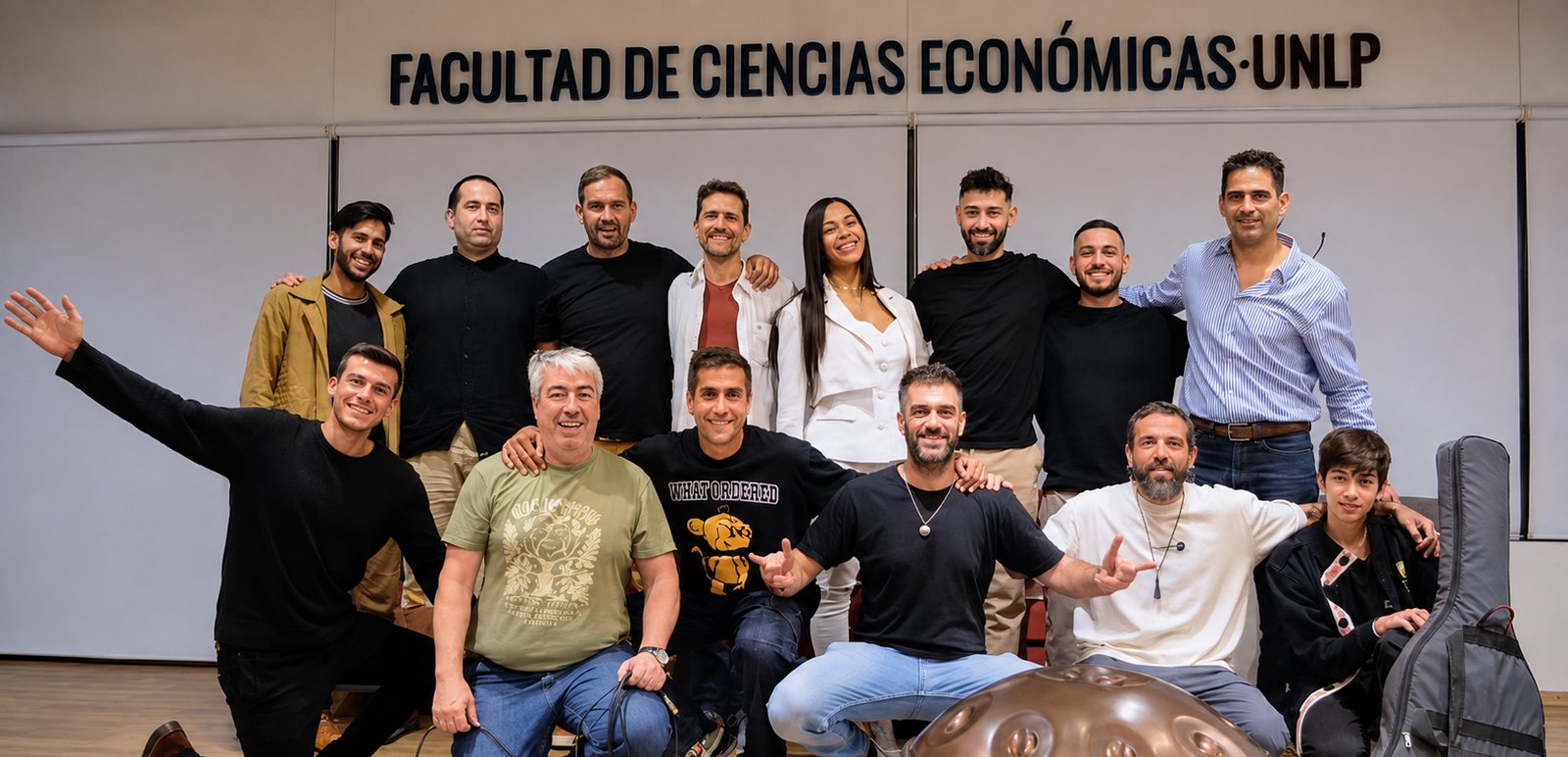 Parte de la red reunida en la Facultad de Ciencias Económicas de la UNLP